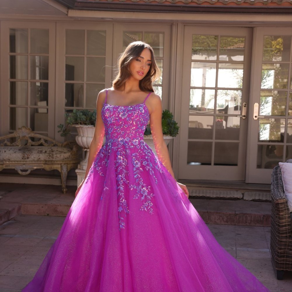 NEW LONG FORMAL SLEEVELESS STRAPPED BALL GOWN EMBROIDERED WITH SEQUINS NX H1464